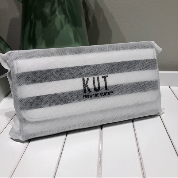 Kut From the Kloth Black and White Wallet - Picture 2 of 4